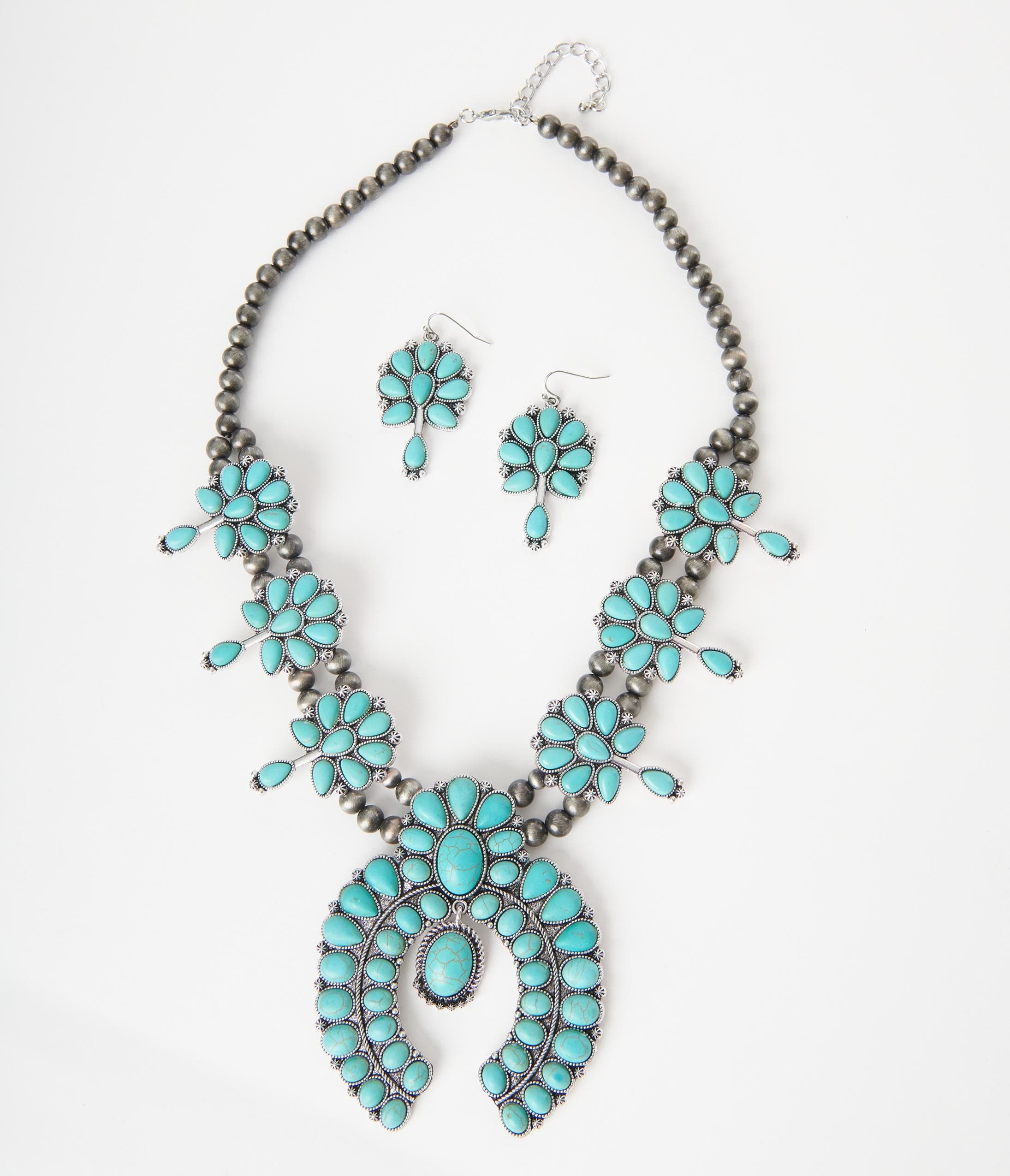 

Turquoise Western Statement Necklace & Earrings Set