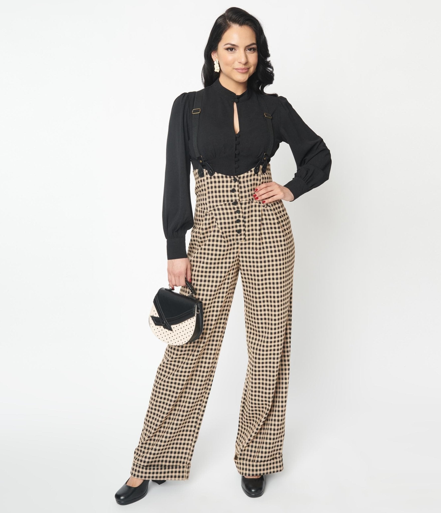 1920s Style Women’s Pants, Trousers, Knickers, Tuxedo Unique Vintage Black  Beige Plaid Thelma Suspender Pants $98.00 AT vintagedancer.com