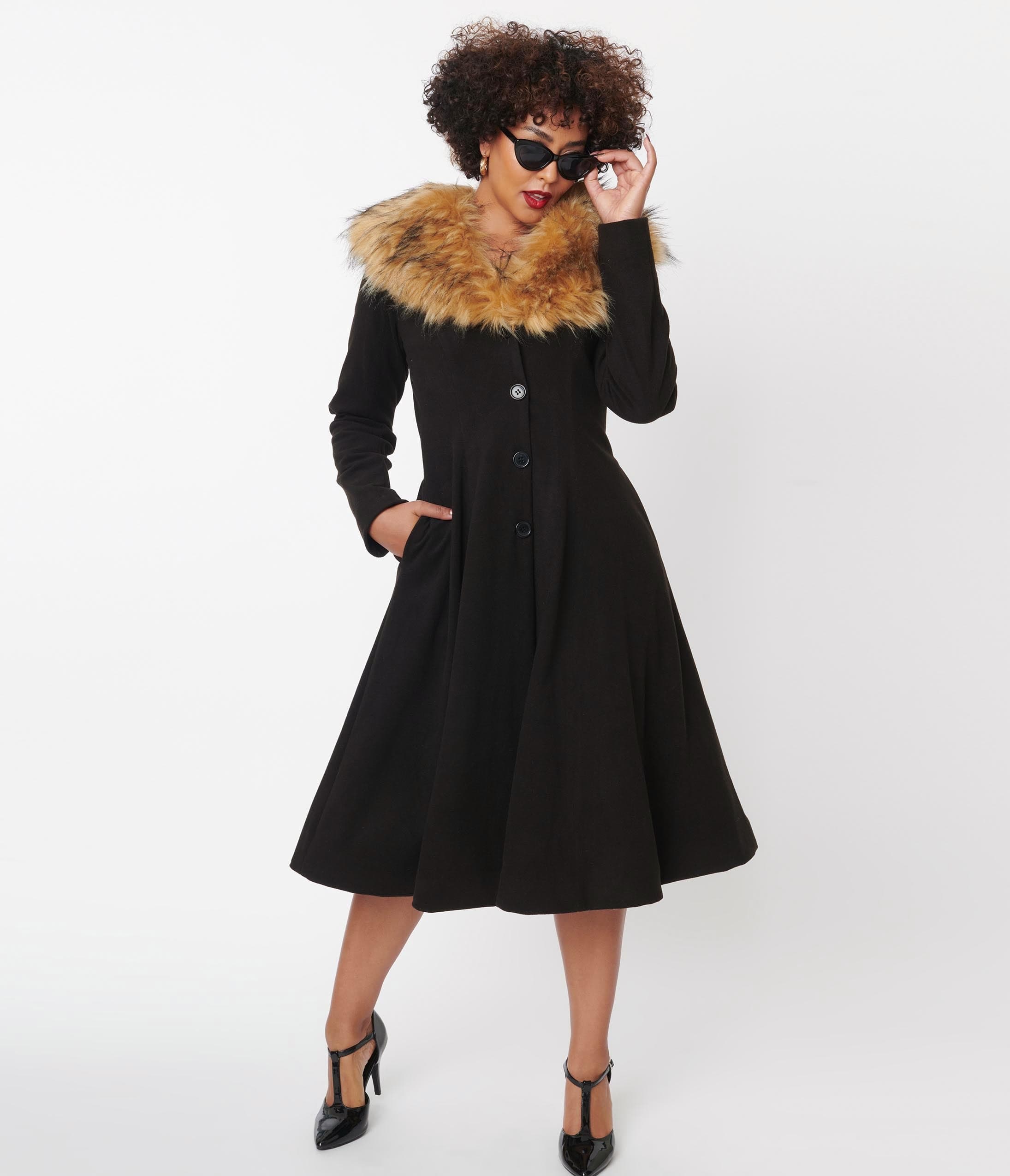 

Unique Vintage Black & Brown Fur Carrie Swing Coat