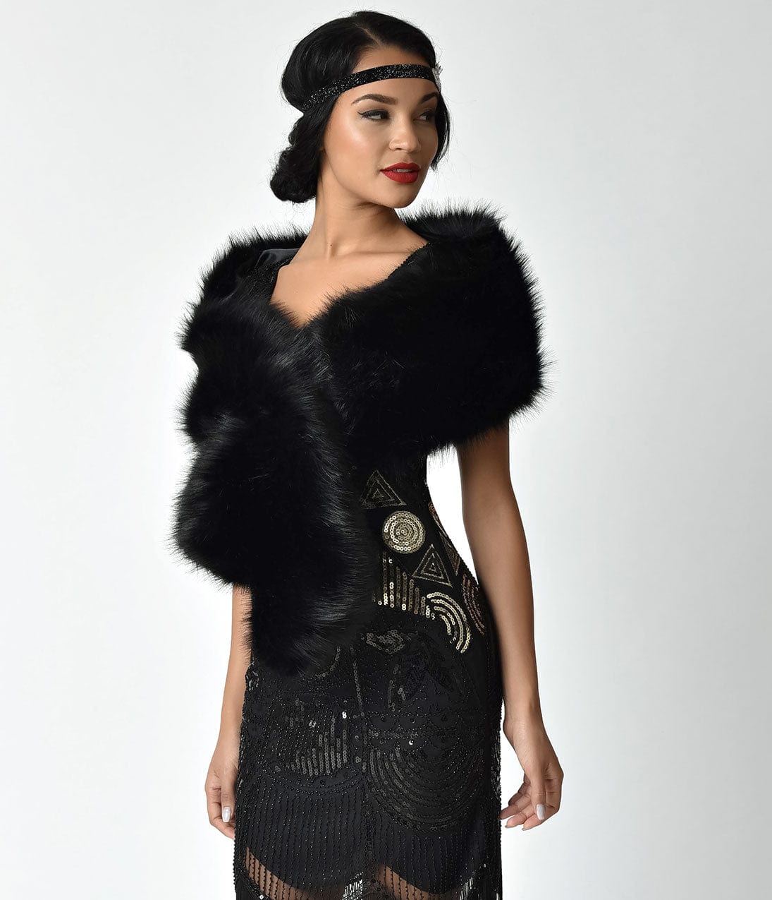 

Unique Vintage Black Faux Fur Stole