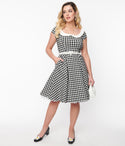 Swing-Skirt Checkered Gingham Print Collared Short Sleeves Sleeves Back Zipper Vintage Belted Fitted Pocketed Dress