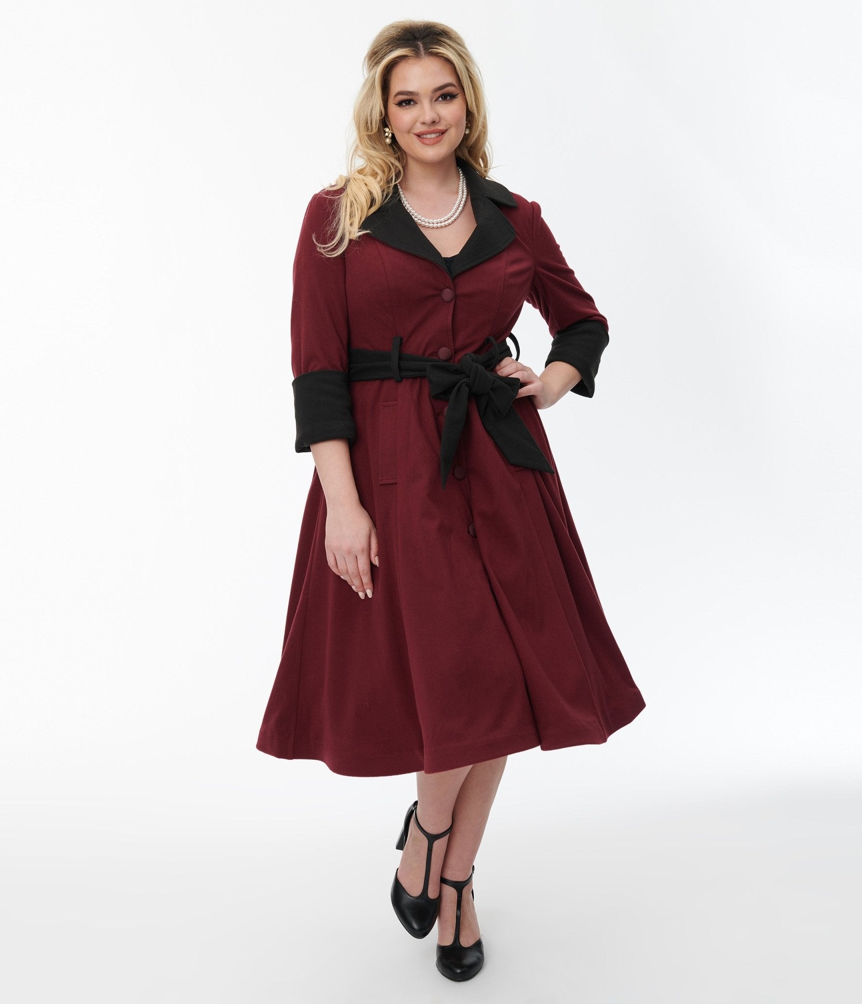 1950s Dresses, 50s Dresses | 1950s Style Dresses Unique Vintage Burgundy  Black Swing Coat $158.00 AT vintagedancer.com