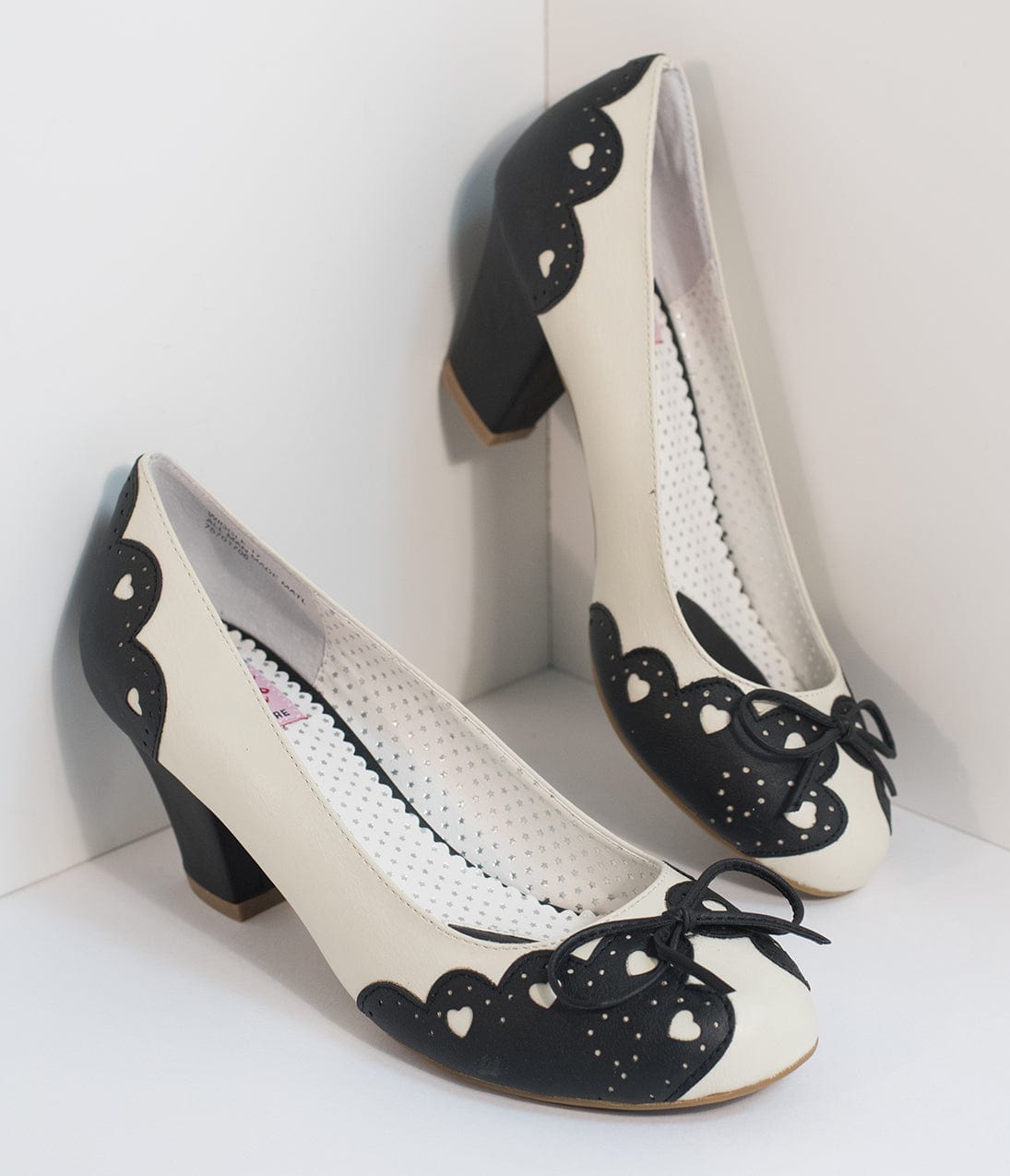 

Vintage Style Black & Cream Cutout Leatherette Wiggle Pumps