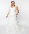 Plus Size Sweetheart Sleeveless Vintage Fitted Embroidered Floral Print Mermaid Wedding Dress with a Brush/Sweep Train