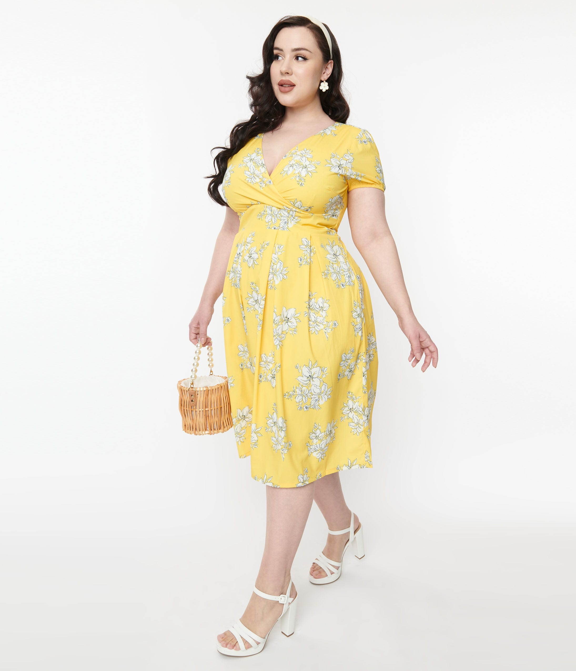 

Yellow & White Floral Surplice Swing Dress