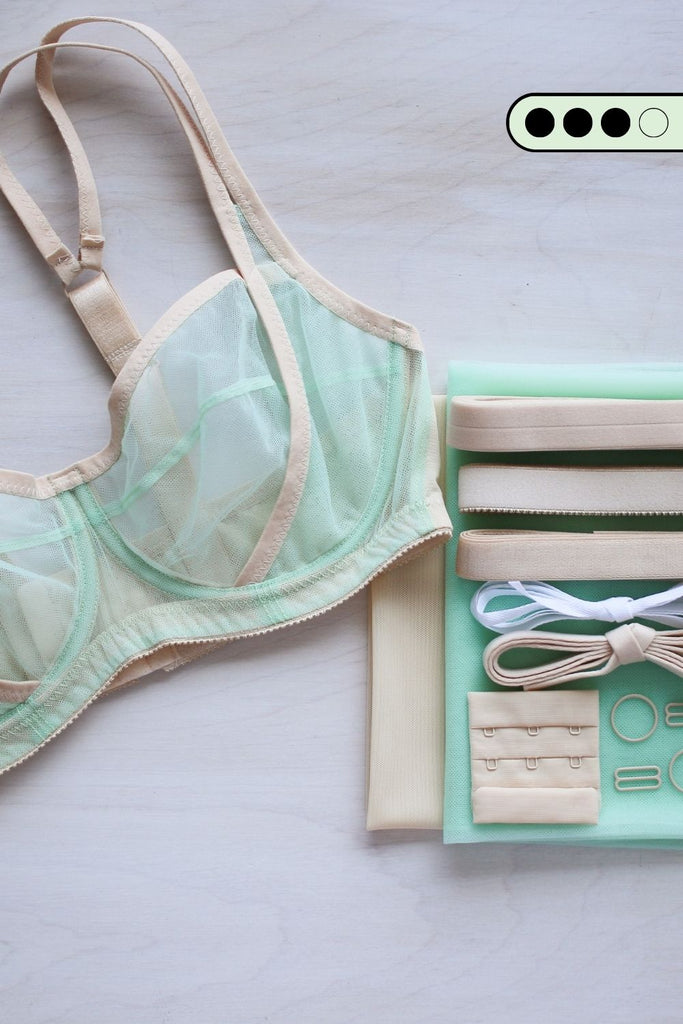 Underwires: Body Type & Style Guide - Emerald Erin