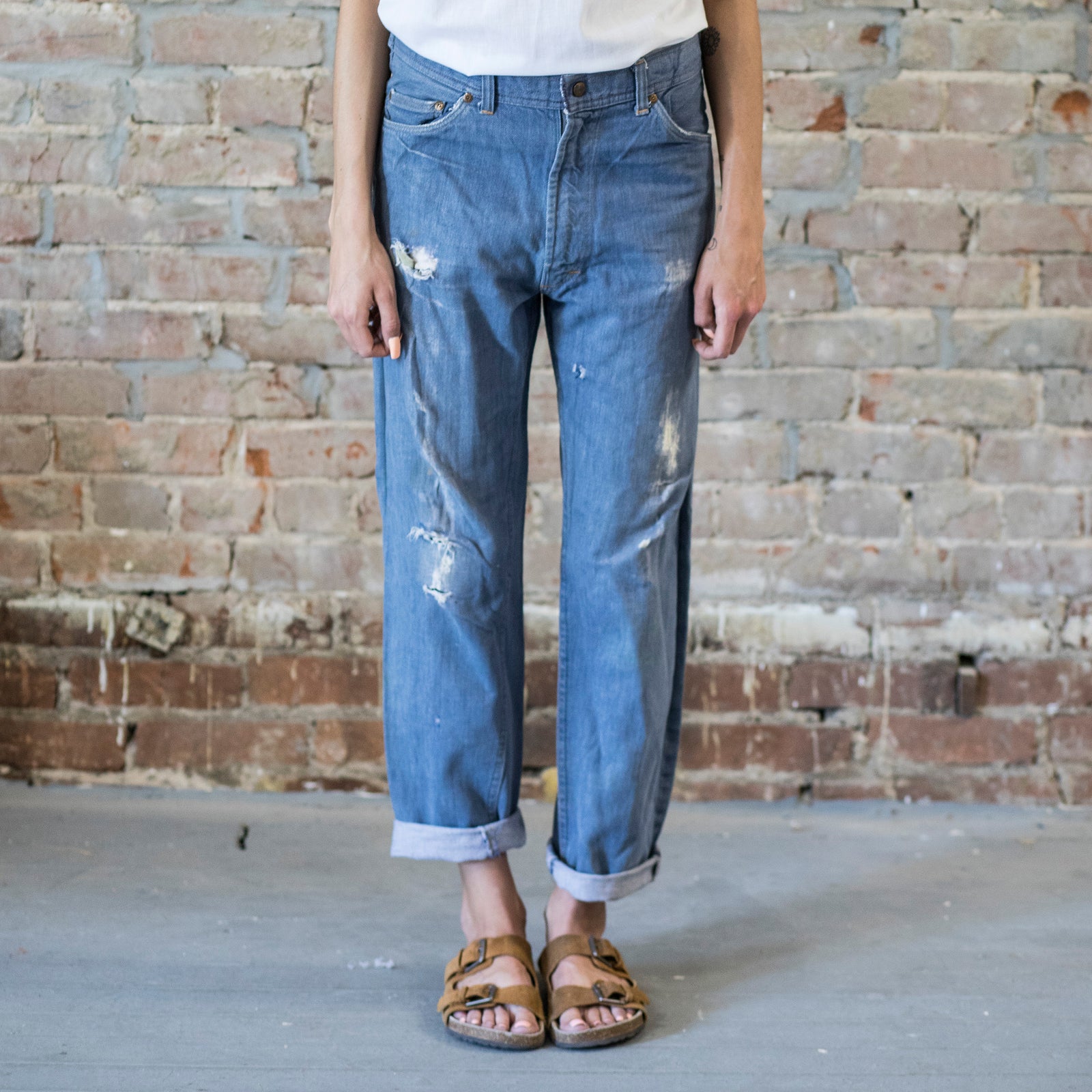 straight leg distressed jeans