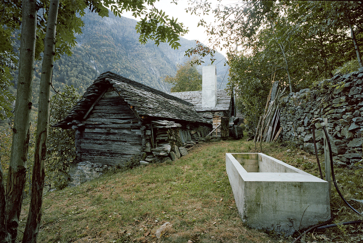 Hide And Seek The Architecture Of Cabins And Hide Outs Gestalten