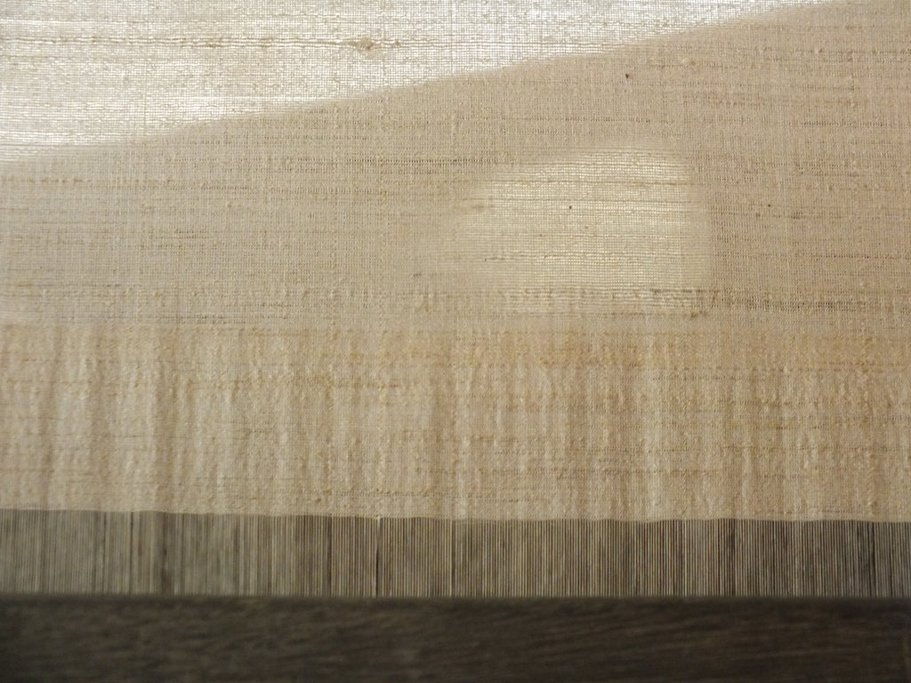 Tussar silk weaving on a handloom | Handgewobene Tussah Seide gewaltfrei