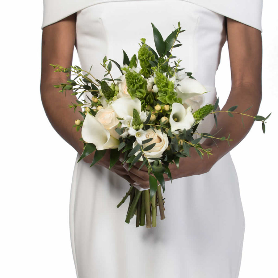 White Calla Lilies Bells Of Ireland Bridesmaid Bouquet Blume Designed By Victoria Swarovski