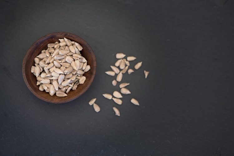 sunflower seeds lower blood pressure natural remedies