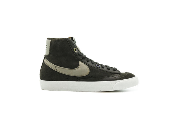 nike blazer mid id