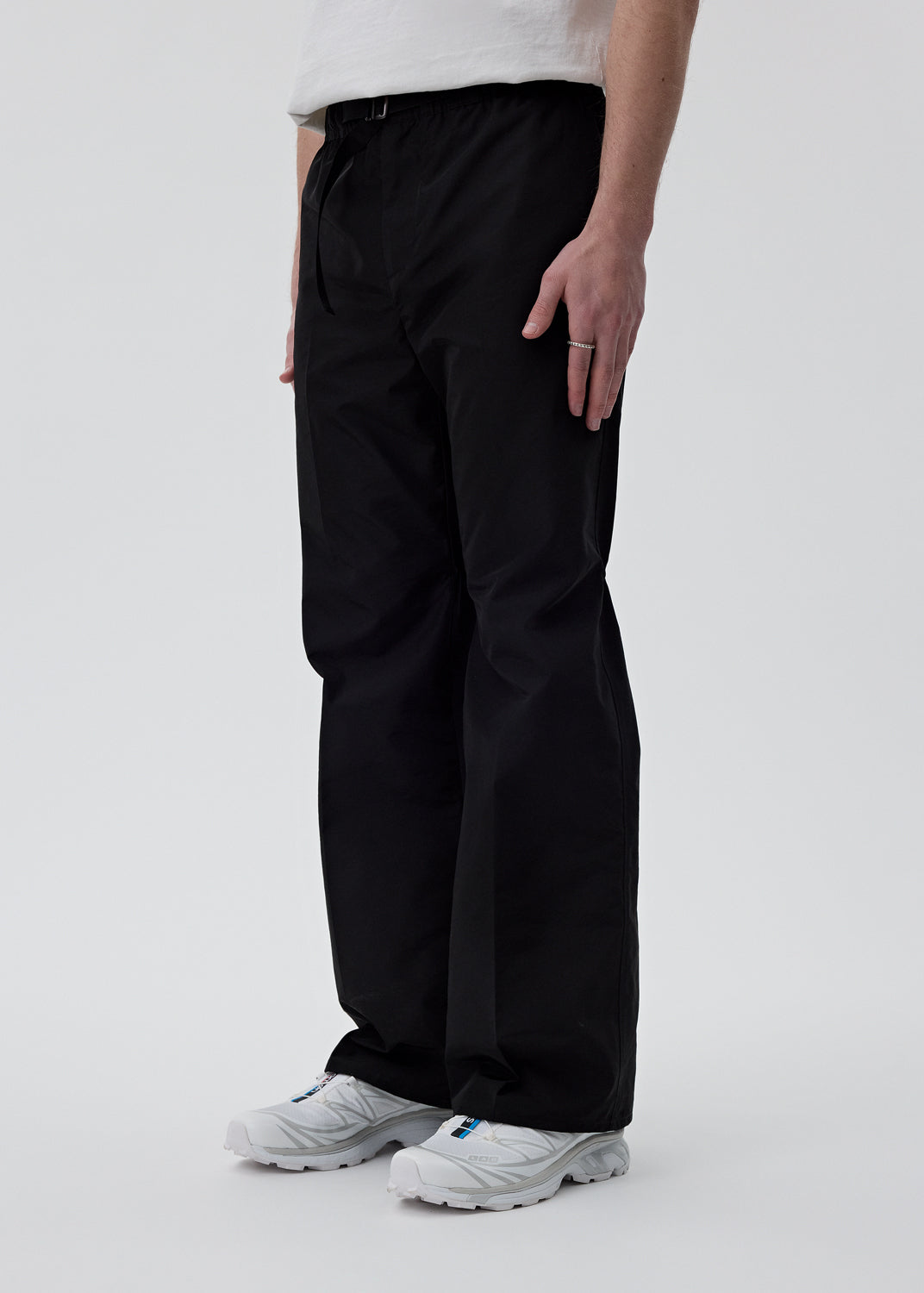 Common/divisor double knee wide trousers