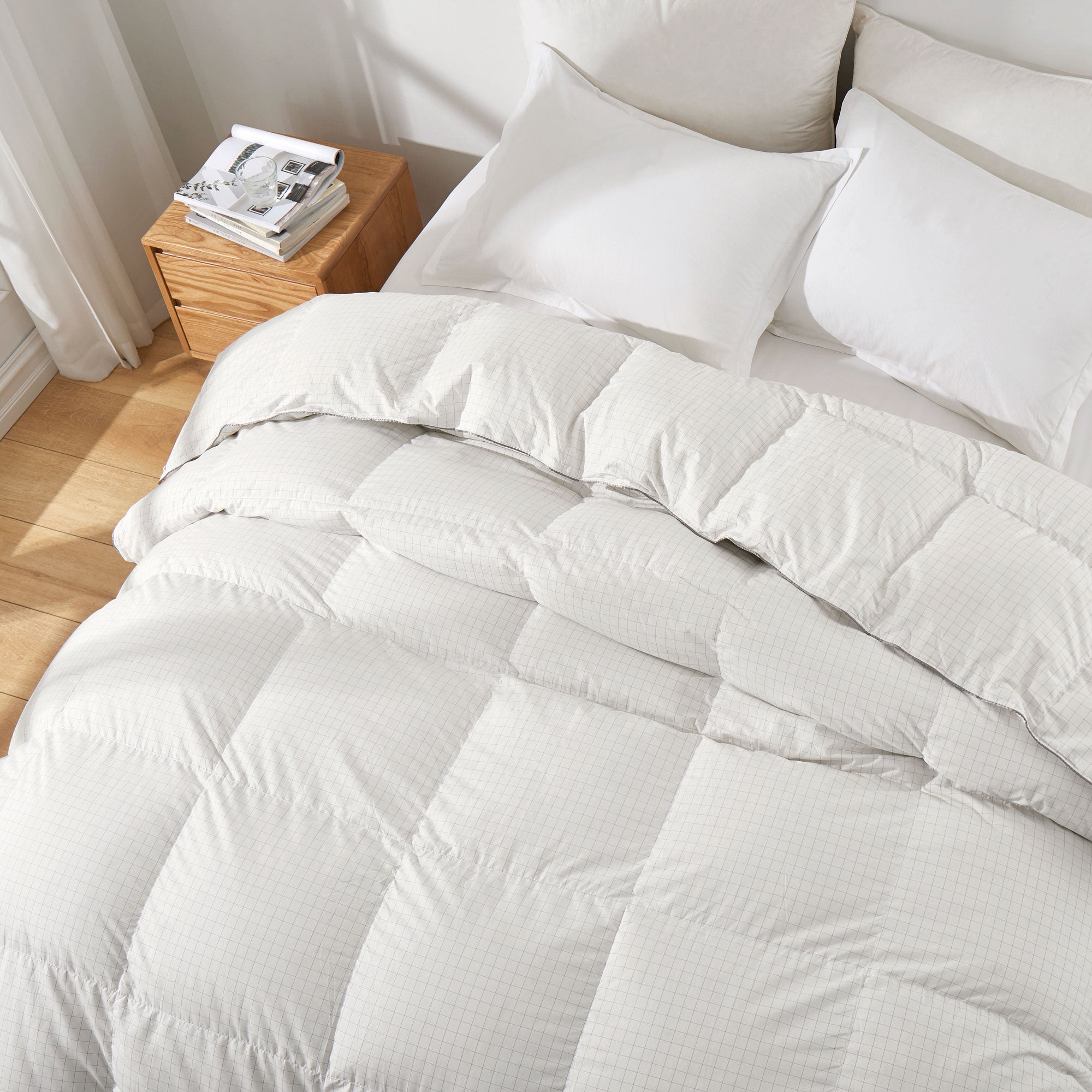 Shadiya Square Quilted Goose Down Cotton Filling Comforter