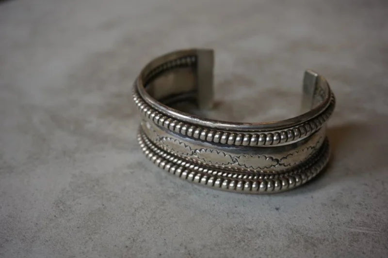 Vintage Navajo Sterling Silver Ribbed Braided Multi Cuff Bracelet –  Mitchell Sotka