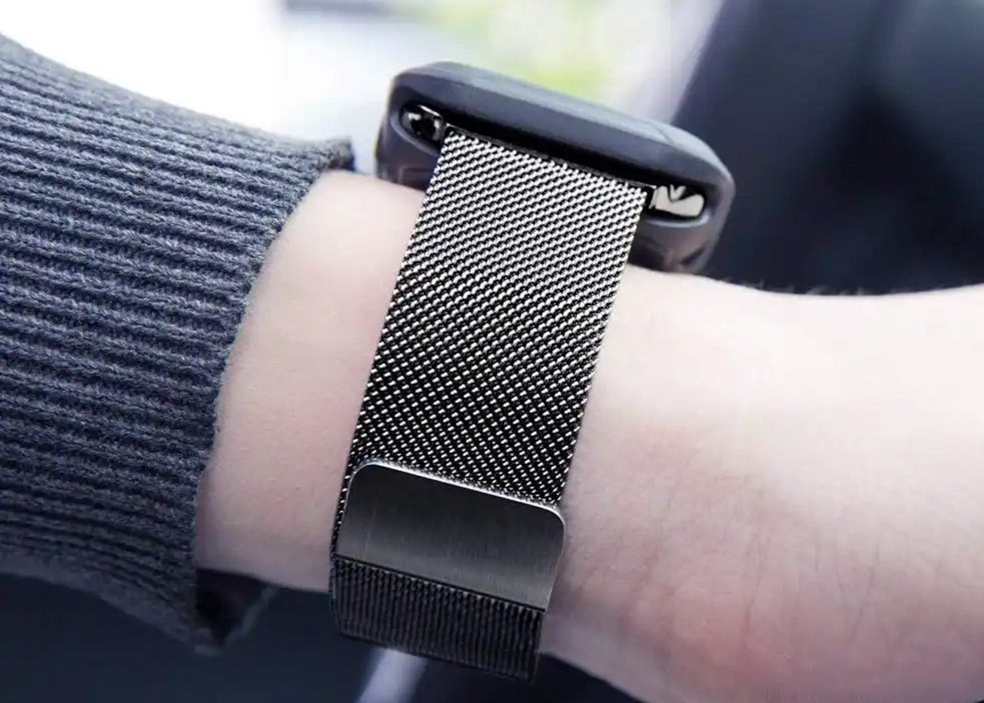 Milanese loop band for apple watch