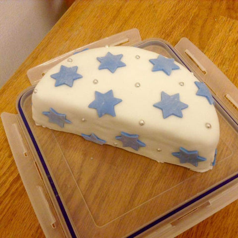 Christmas cake traditions 