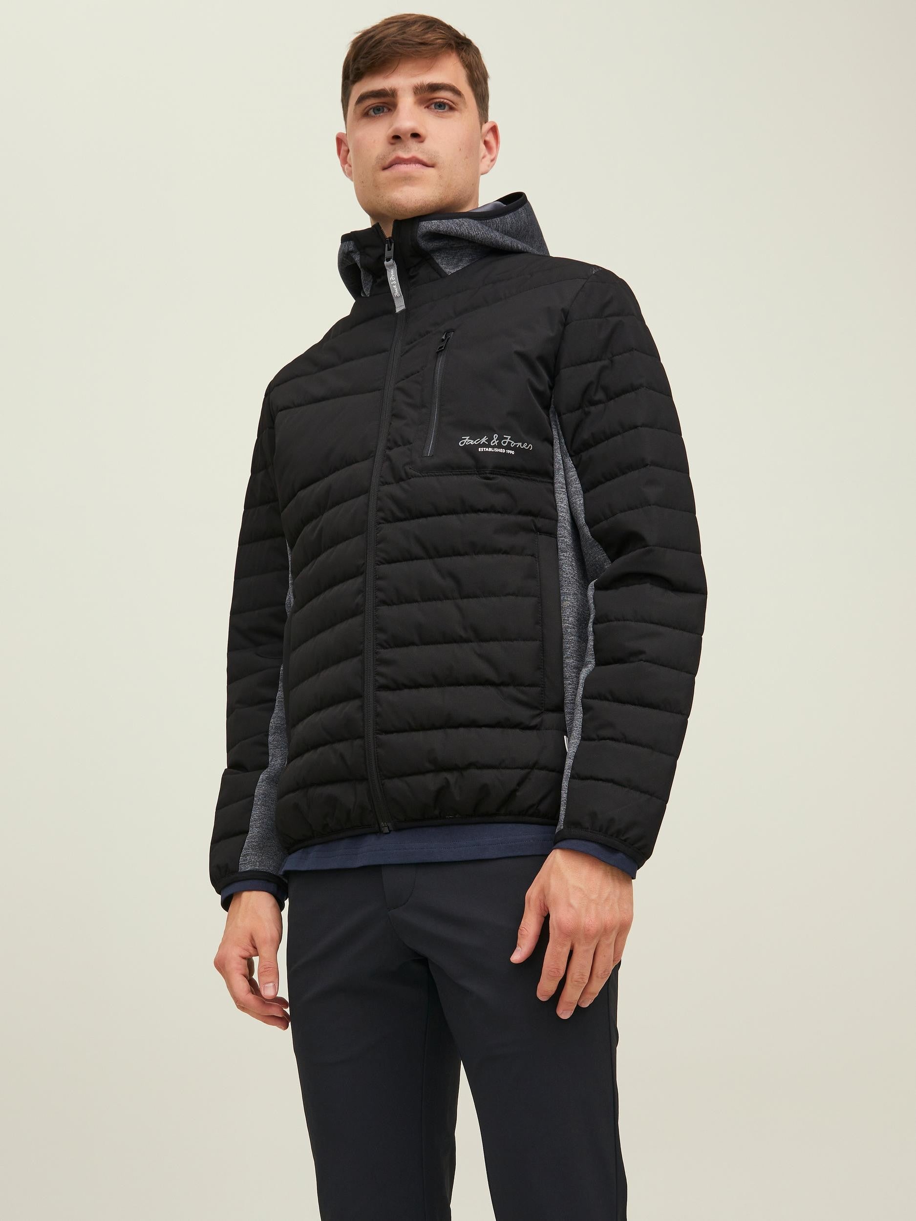 Jack & Jones JCOBERG Hybrid Jacket -BLACK | Borderland Muff