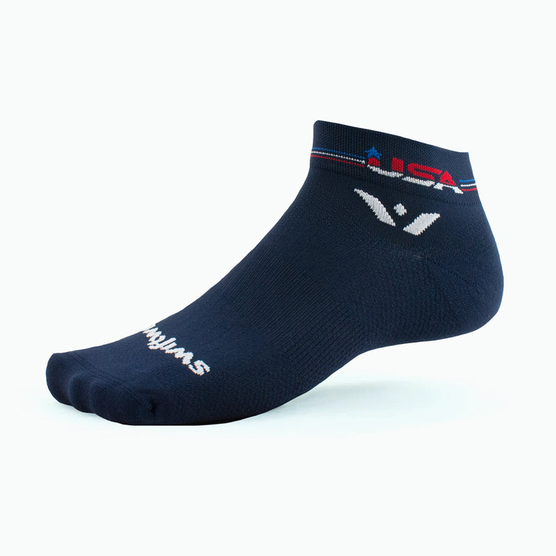 contoured compression fit - Swiftwick Canada