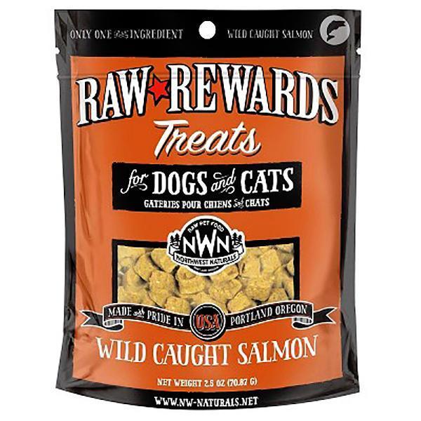Northwest Naturals Raw Rewards Freeze-Dried Minnow Treats for Dogs and Cats  - Bite-Sized Pieces - Healthy, 1 Ingredient, Human Grade Pet Food, All
