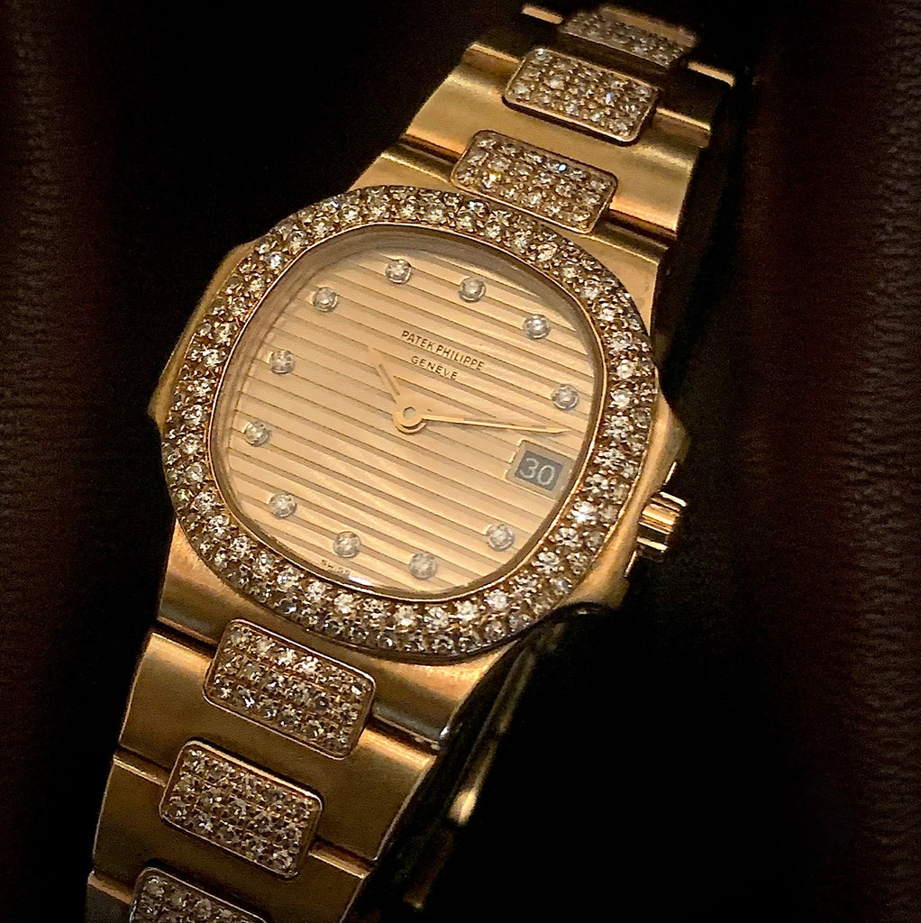 Patek Philippe 4700/1J with diamonds - Twain Time