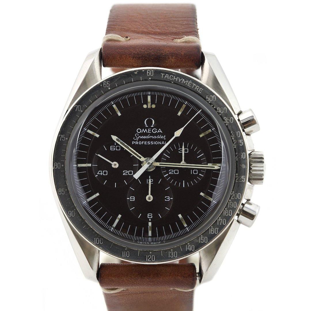 omega speedmaster tropical dial