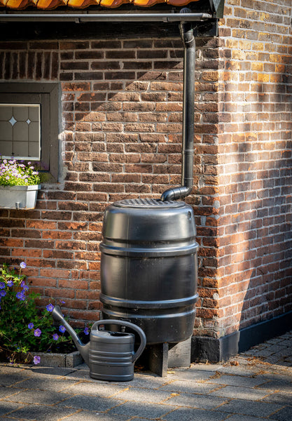 brown rain barrel