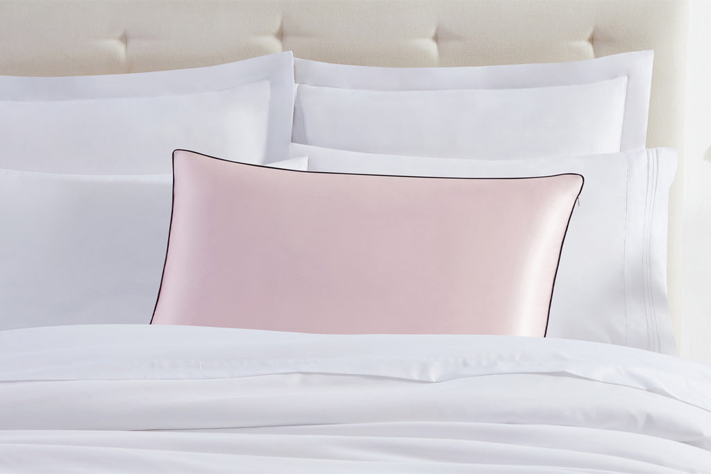 Mellanni’s 100% Mulberry Silk Pillowcase paired with 1800 Collection Sheets and Duvet Cover Set