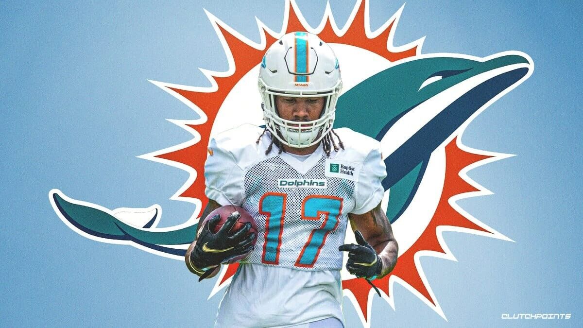 Jaylen Waddle news Dolphins WR avoids major injury in Week 2 of 2021 NFL  preseason  DraftKings Network