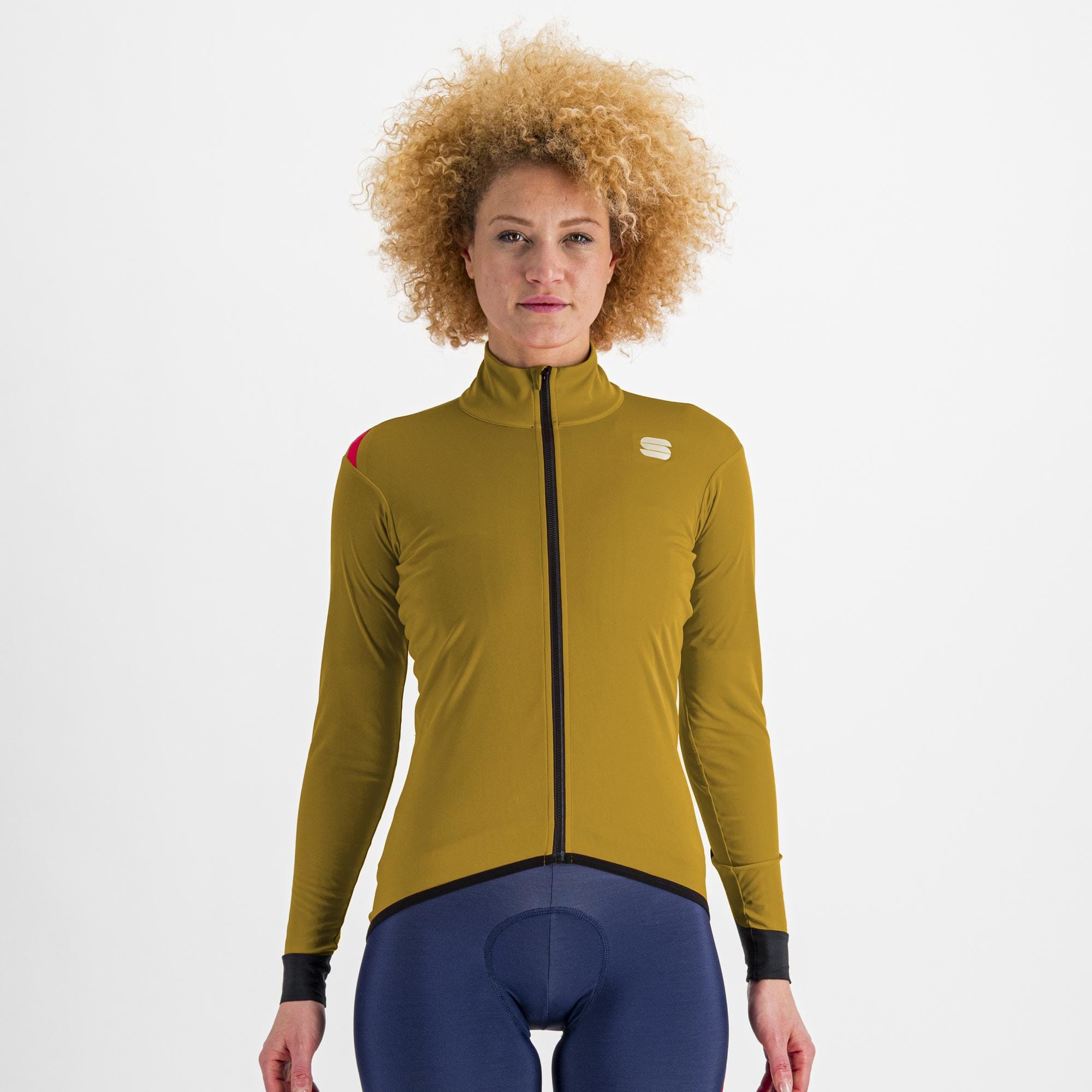 Saddleback Sportful Fiandre Light NoRain Women's Jacket | FREE Delivery over £20 + FREE Returns + Extra 15% off First Order.