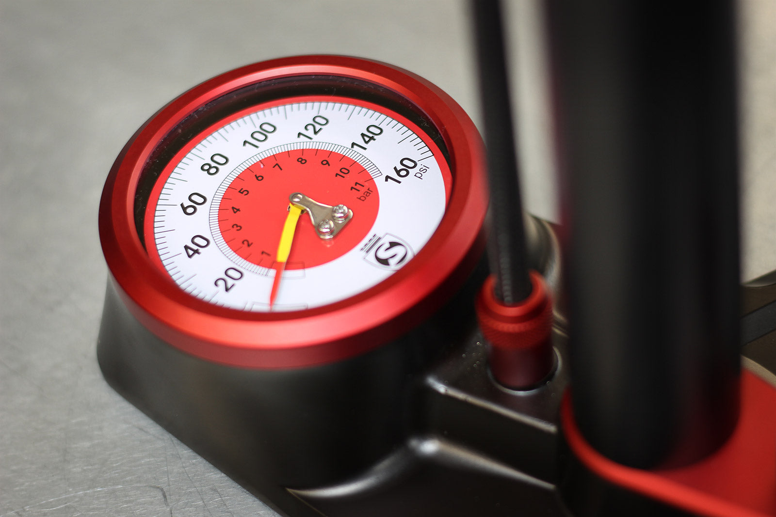 Silca Superpista Floor Pump Gauge 2