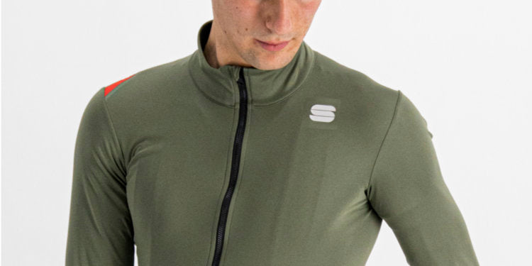 Chest and chin studio shot of man wearing beetle coloured Sportful Fiandre Pro Jacket