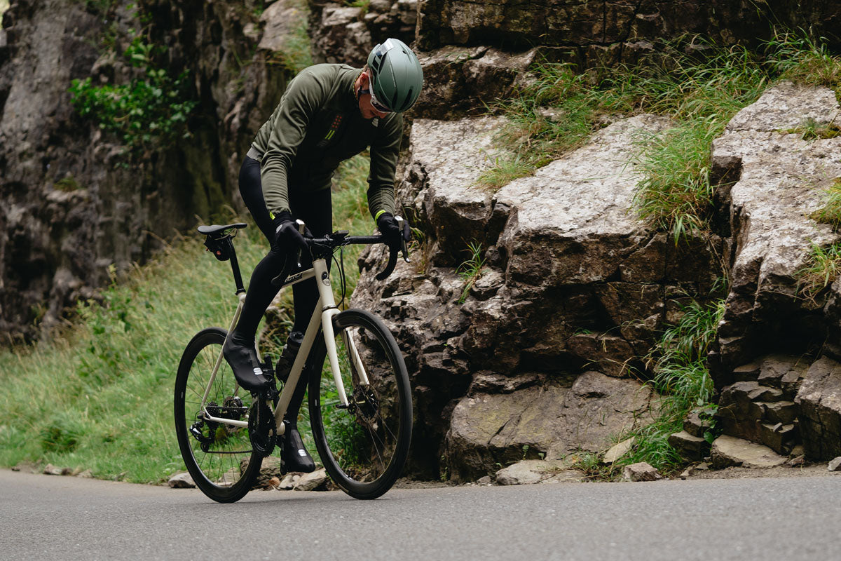 Cyclist riding bike in Sportful Bib Tights