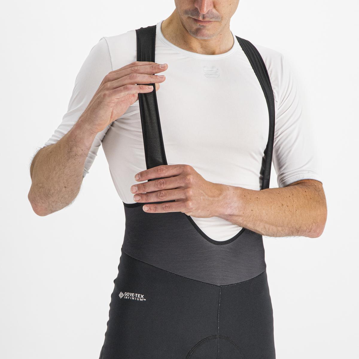 Model feeling bib strap of Sportful Infinium Bib Tights