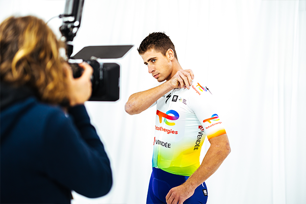 Peter Sagan modelling Sportful TeamEnergies kit at a photoshoot