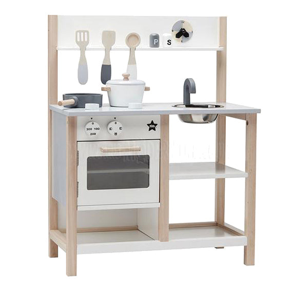 kids play kitchen