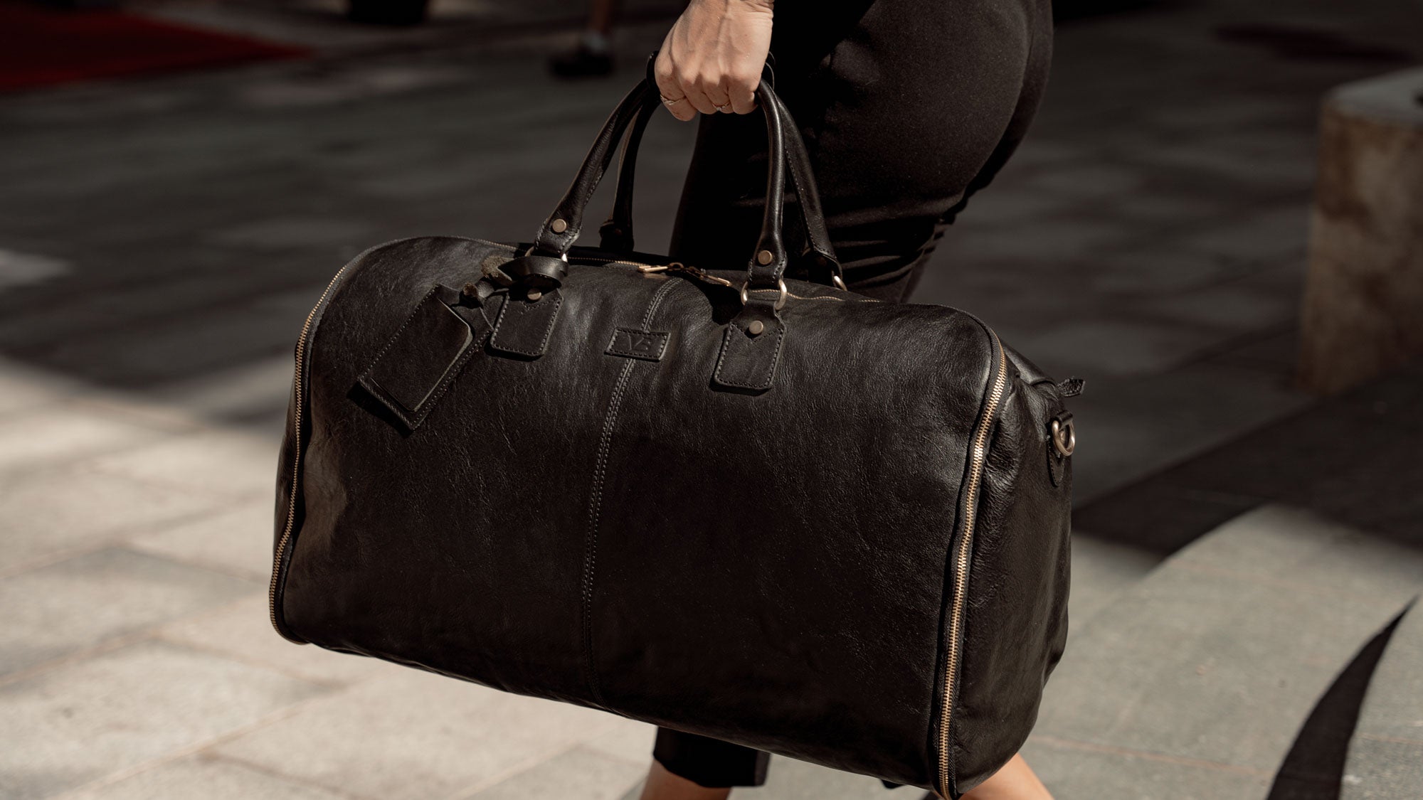 Designer Garment Travel Bag for Women with 2-in-1 Compartment for Dresses -  Von Baer