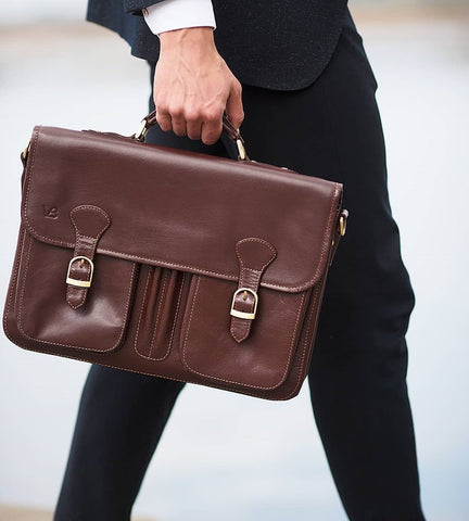 8 expert tips to buying the best men's leather bag - Von Baer