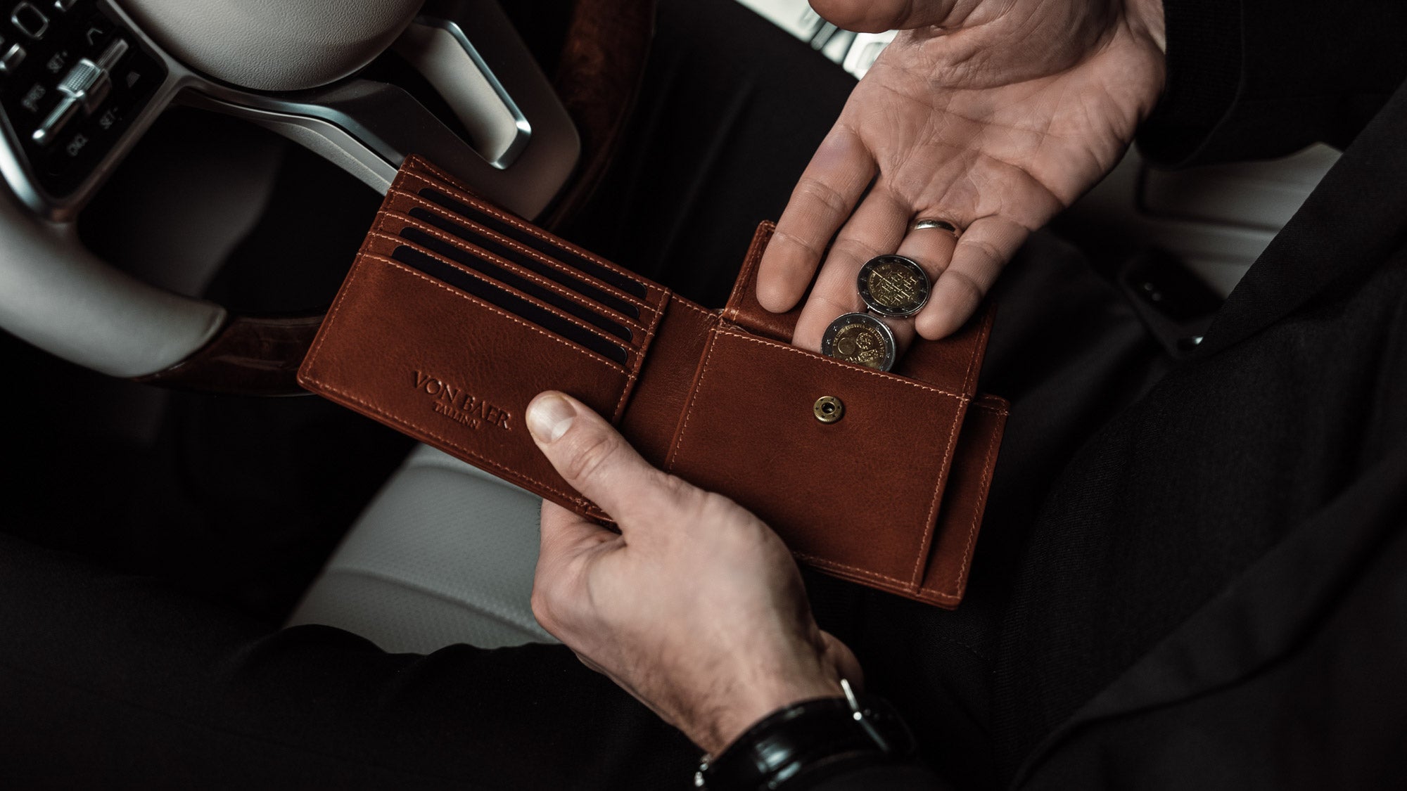 Italian Full Grain Leather Bifold Wallet for Men - Von Baer
