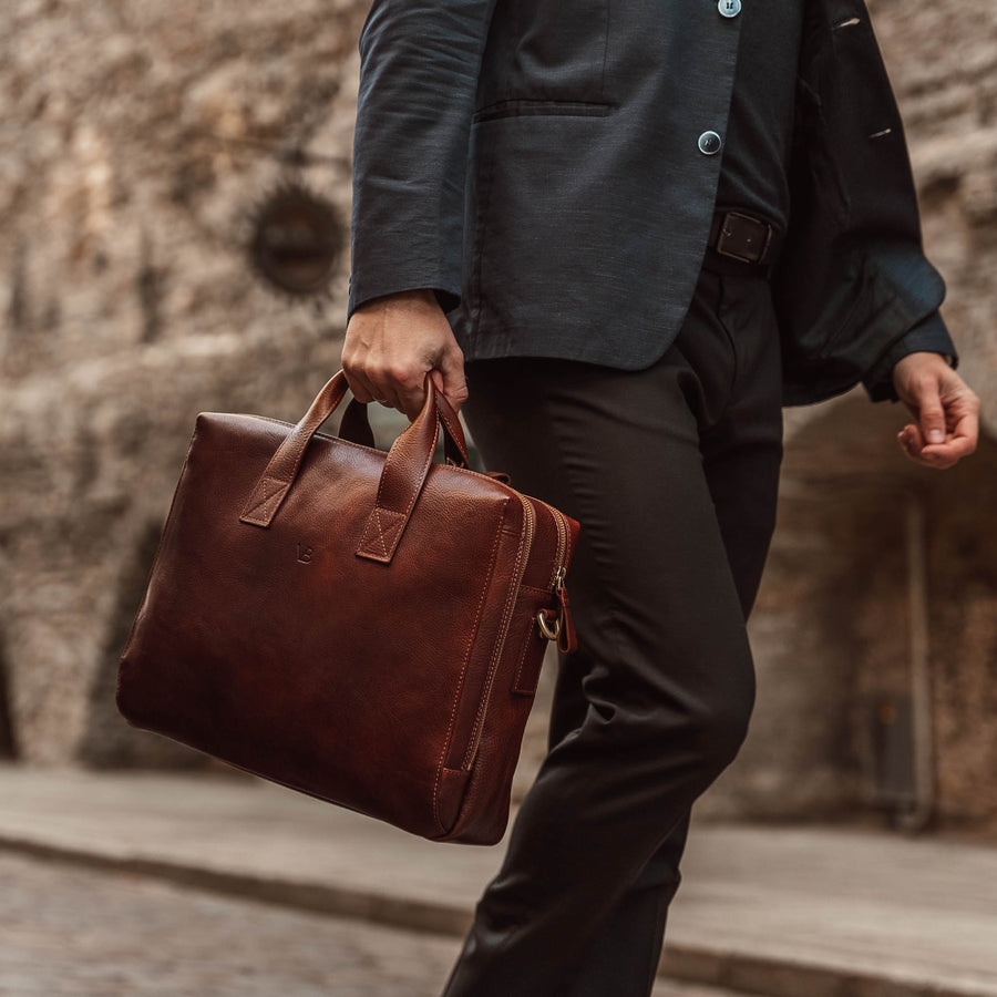 Von Baer Elegant Men's Premium Italian Full-Grain Leather Slim Laptop Bag, Brown