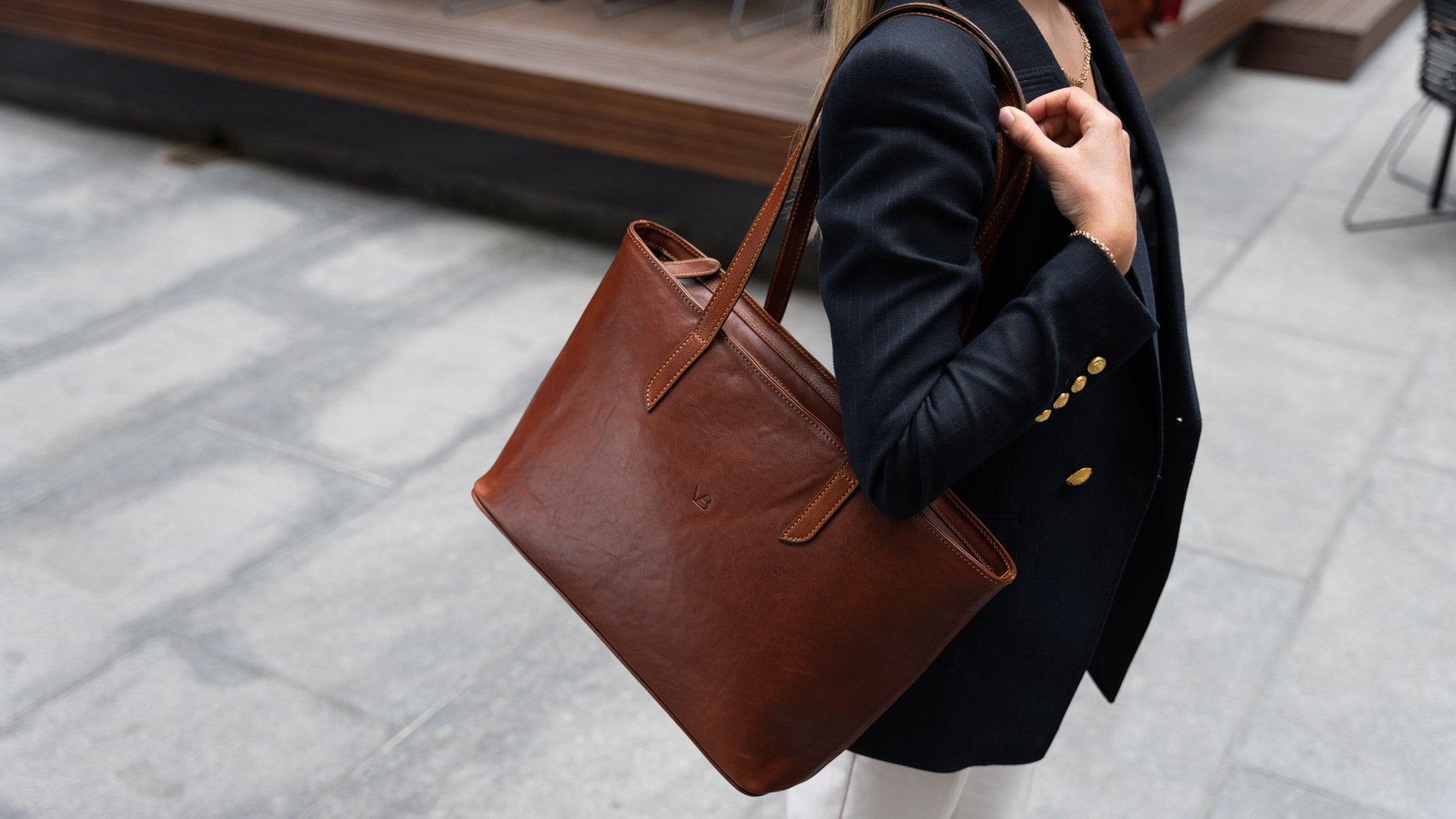 Women's Leather Tote Bag with Zip in Red, Tan, Brown, or Black, 14 inch ...