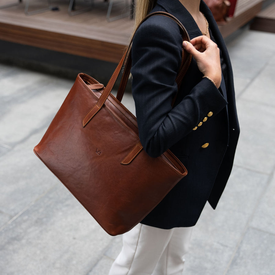 16 Best Laptop Bags for Women, According to ELLE Editors