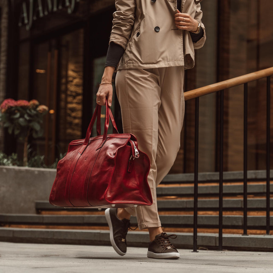 The Most Stylish Travel Bags For Women In 2023 – Ordinary Traveler