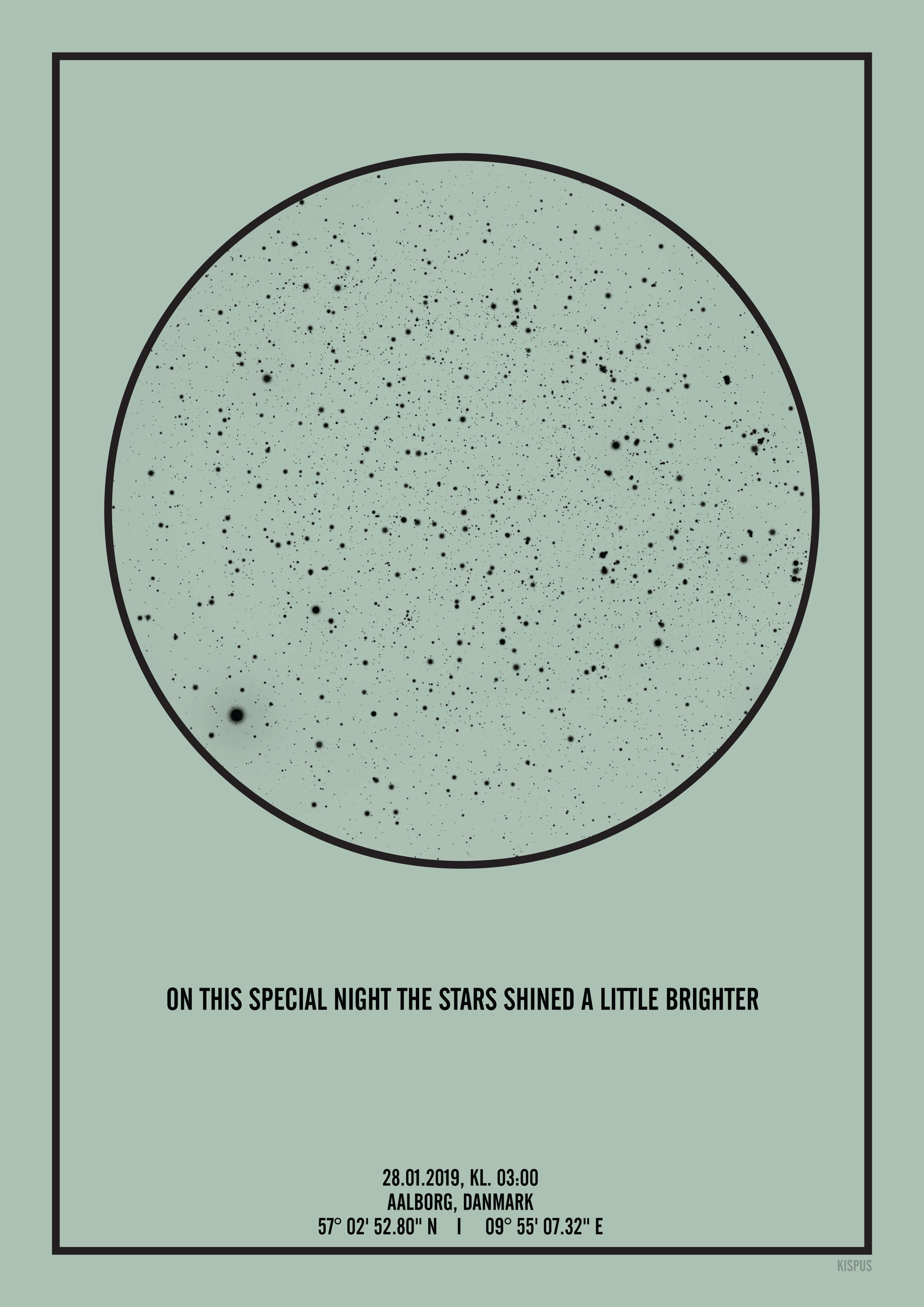 Se PERSONLIG STJERNEHIMMEL PLAKAT (LYSEGRØN) - A4 / Sort tekst + lysegrøn stjernehimmel / Klar stjernehimmel hos KISPUS