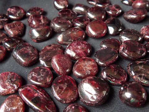 Almandine Garnet polished tumble crystal stones