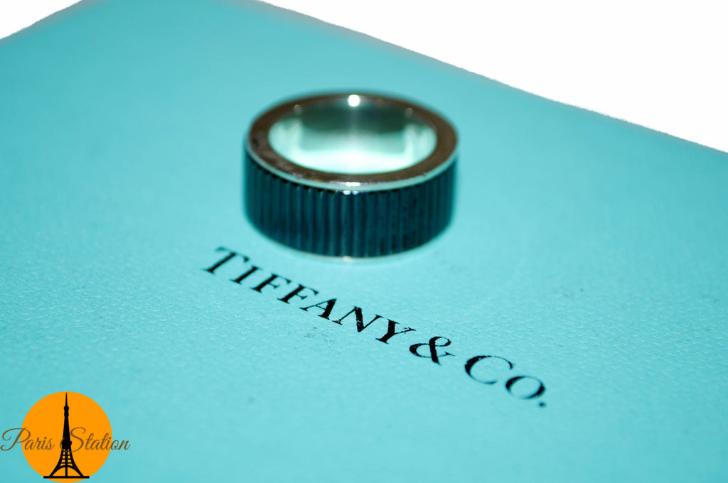 tiffany and co black titanium ring