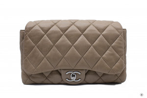 Chanel A67389 CC Shopping Bag in Iridescent Metallic Purple Calfskin Shoulder Bags Bkhw