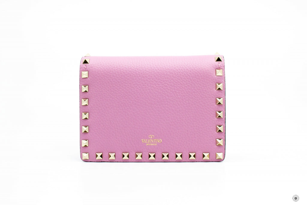 rockstud grainy calfskin chain pouch