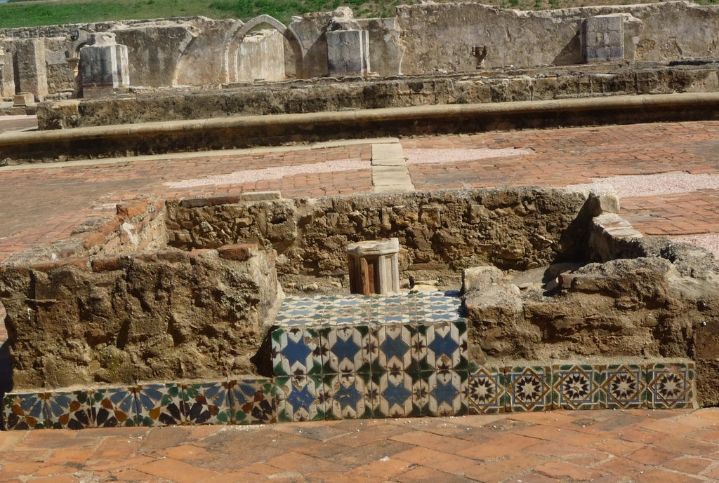 Azulejos hispano-arabes - Mosteiro de Santa Clara-a-Velha