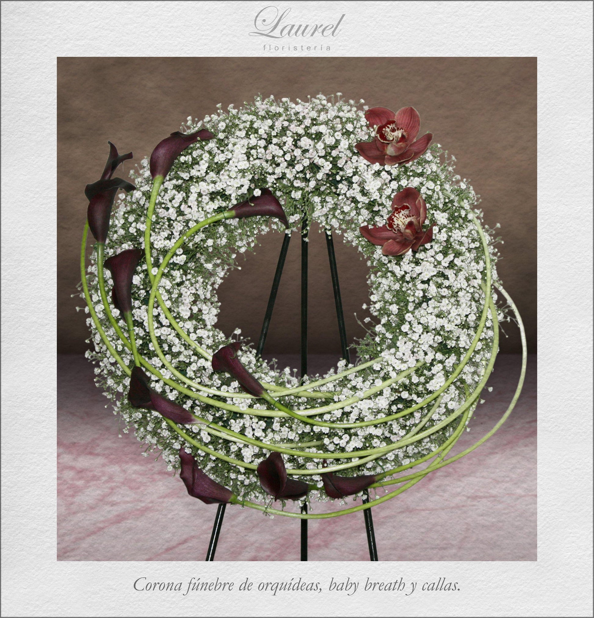 Sofisticada Corona para difunto | QUIETUD – Laurel Floristería